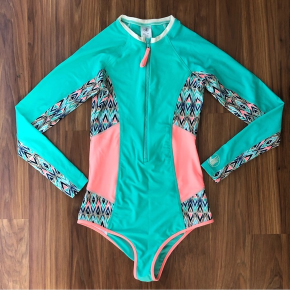 Body Glove Other - Body Glove One Piece Long Sleeve Suit - Size M